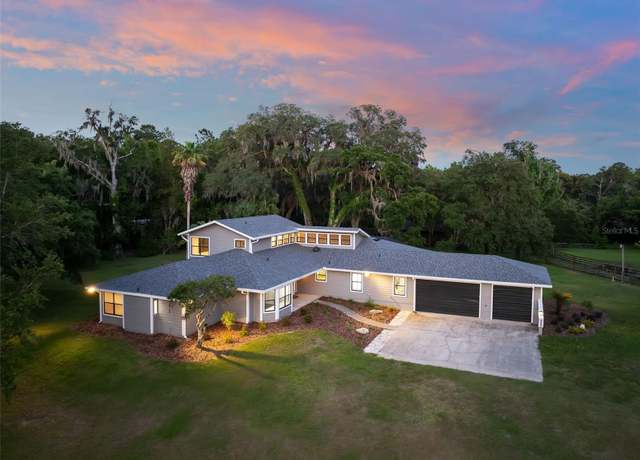 Property at 12406 NW 112th Ave, Alachua, FL 32615, 4 beds, 3.5 baths