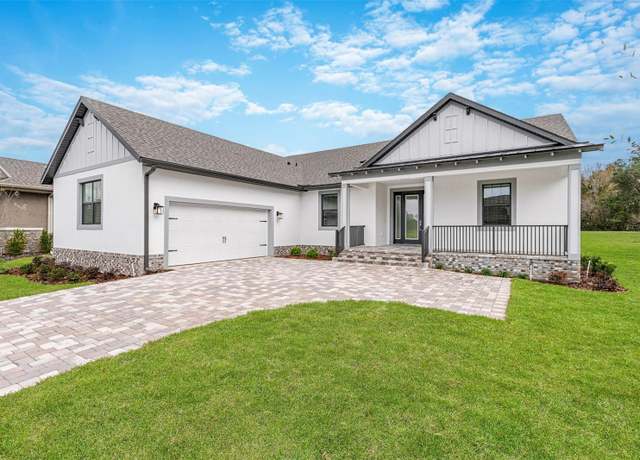 Property at 5934 Summit View Dr, Brooksville, FL 34601, 4 beds, 3.5 baths