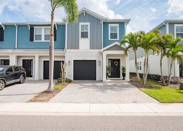 Property at 2914 Grand Kemerton Pl, Tampa, FL 33618, 3 beds, 2.5 baths
