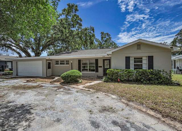 Property at 892 Seminole Blvd, Tarpon Springs, FL 34689, 4 beds, 2 baths