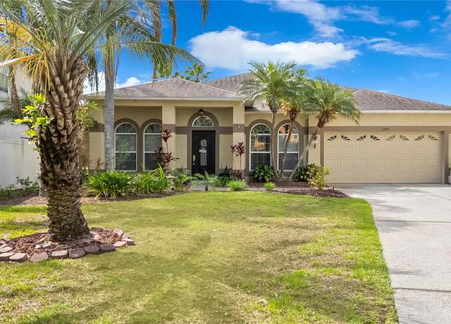 Property at 1319 Castleport Rd, Winter Garden, FL 34787, 4 beds, 2 baths
