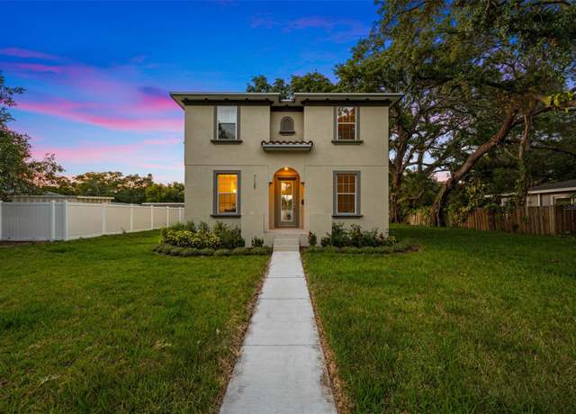 Property at 7125 6th Ave N, St Petersburg, FL 33710, 4 beds, 2.5 baths