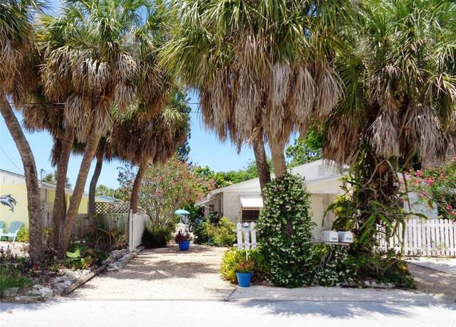 Property at 5702 Carissa St Unit A and B, Bradenton Beach, FL 34217, 4 beds, 3 baths