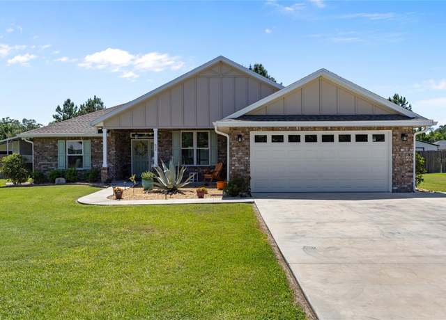 Property at 830 SW Chesterfield Cir, Lake City, FL 32024, 3 beds, 2 baths