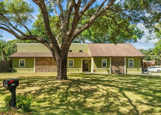 Property at 3790 NE 22nd Ave, Ocala, FL 34479, 3 beds, 2 baths