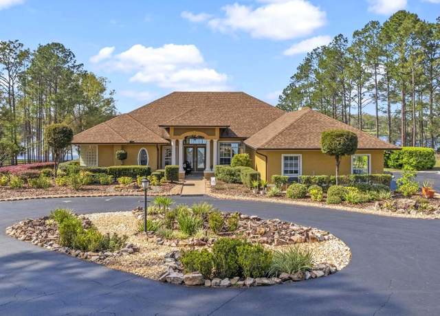 Property at 22527 Lake Seneca Rd, Eustis, FL 32736, 3 beds, 3 baths
