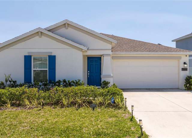 Property at 6935 Dilly Lake Ave, Groveland, FL 34736, 3 beds, 2 baths