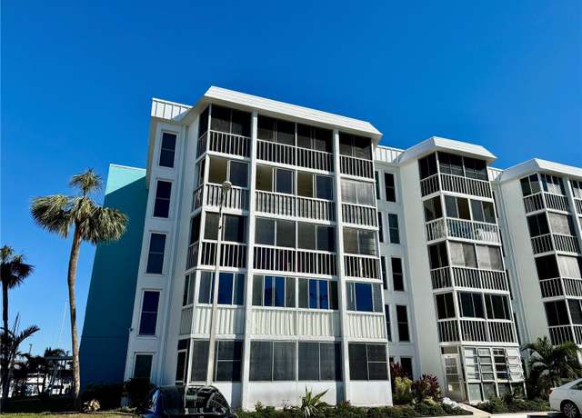 Property at 4908 38th Way S #504, St Petersburg, FL 33711, 1 bed, 1.5 baths