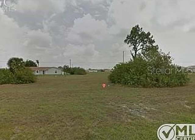 Property at 829 EL Dorado Blvd N, Cape Coral, FL 33993