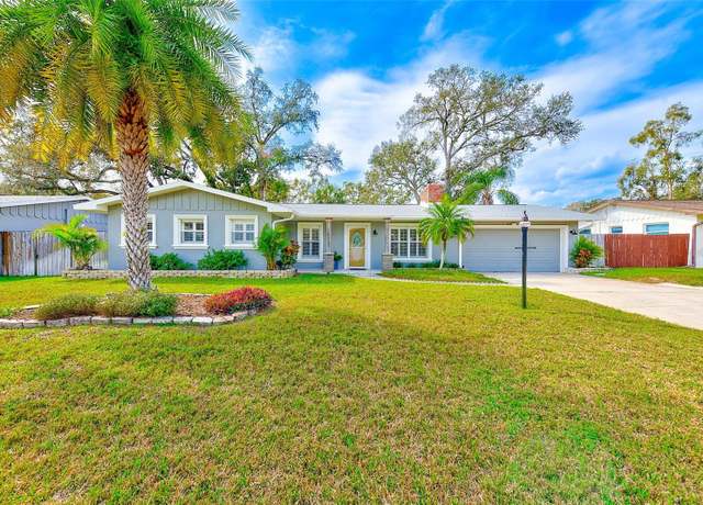 Property at 1218 Wellington Dr, Clearwater, FL 33764, 3 beds, 2 baths
