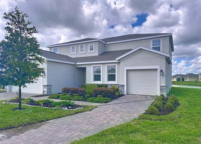 Property at 5001 Center Ct, St. Cloud, FL 34772, 6 beds, 4.5 baths