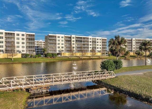 Property at 1200 Country Club Dr #5402, Largo, FL 33771, 2 beds, 2 baths