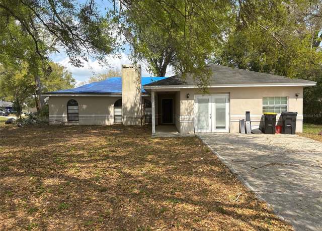 Property at 1060 Walt Williams Rd, Lakeland, FL 33809, 3 beds, 2 baths