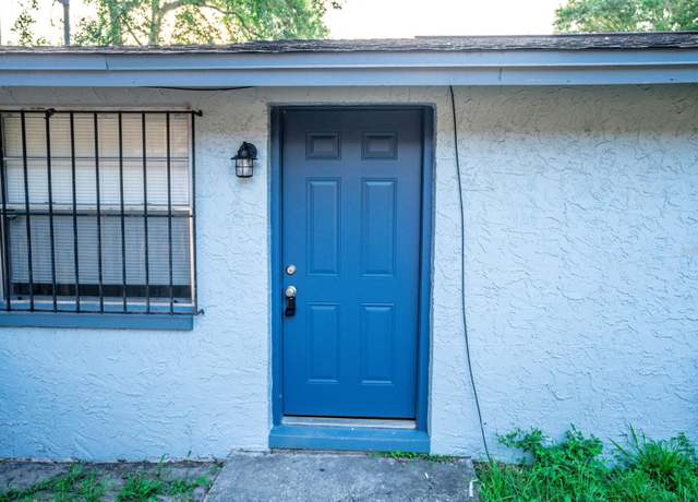Property at 1713 E Idell St, Tampa, FL 33604, 4 beds, 2 baths