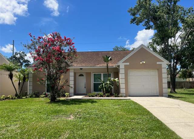 Property at 1621 Crossridge Dr, Brandon, FL 33510, 3 beds, 2 baths