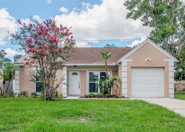 Property at 1621 Crossridge Dr, Brandon, FL 33510, 3 beds, 2 baths