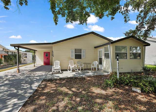 Property at 1729 Lauren Ln, Lady Lake, FL 32159, 2 beds, 2 baths