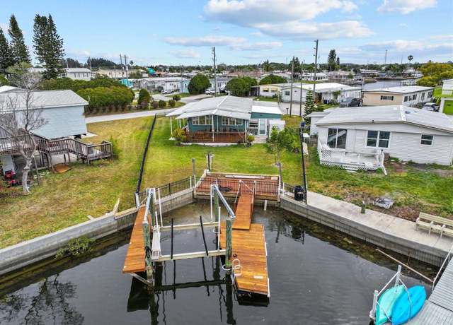 Property at 6427 Tower Dr, Hudson, FL 34667, 2 beds, 2 baths