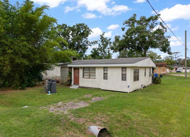 Property at 12324 Pittsfield Ave, Tampa, FL 33624, 3 beds, 2 baths