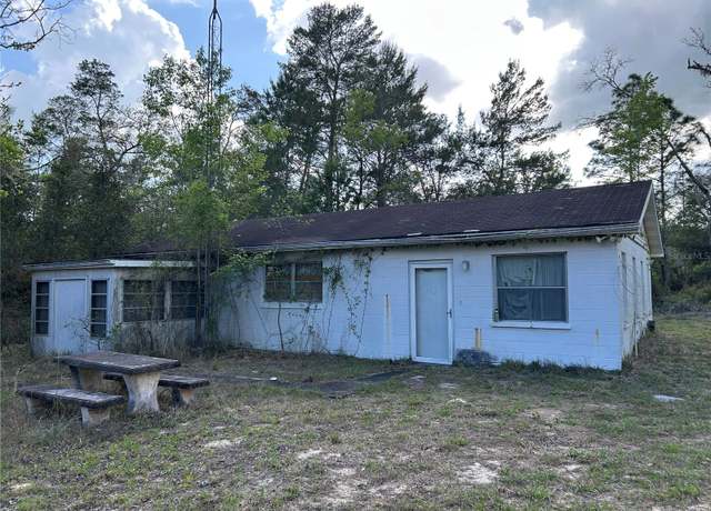 Property at 7030 NE 136th Ave, Williston, FL 32696, 2 beds, 1 bath