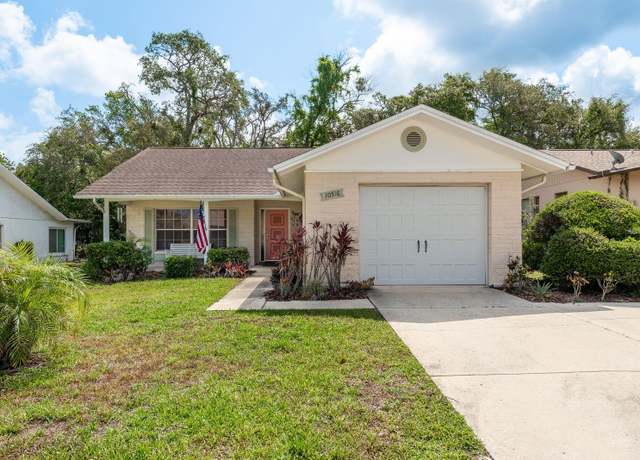 Property at 10516 Mira Vista Dr, Port Richey, FL 34668, 2 beds, 2 baths