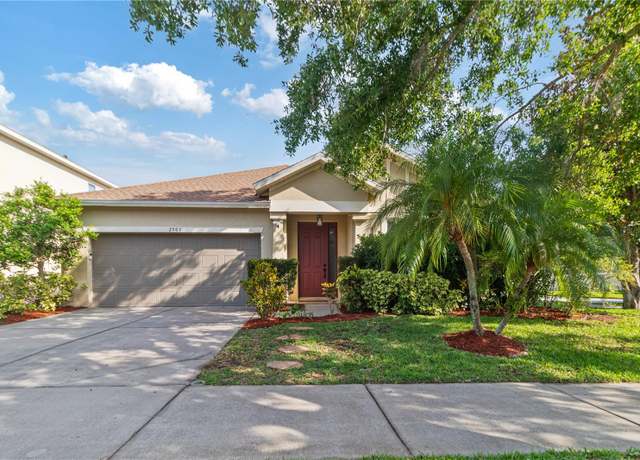 Property at 2903 Cypress Bowl Rd, Lutz, FL 33558, 3 beds, 2 baths
