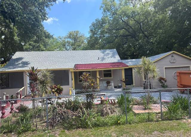 Property at 822 5th St, Orlando, FL 32824, 5 beds, 2 baths