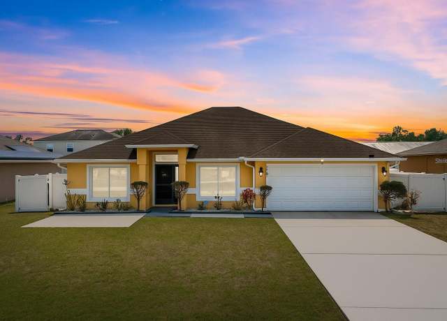 Property at 408 Magpie Ct, Kissimmee, FL 34759, 4 beds, 2 baths