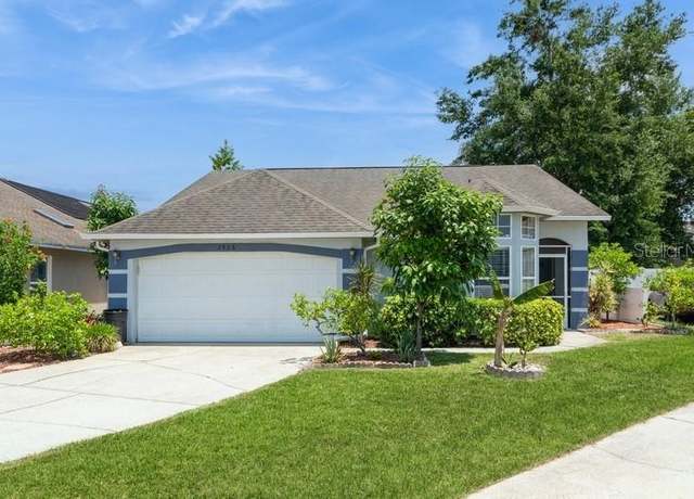 Property at 2926 Dickens Cir, Kissimmee, FL 34747, 3 beds, 2 baths