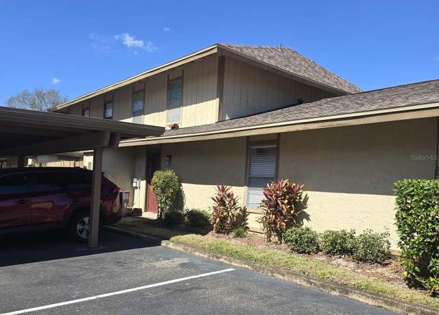 Property at 852 Creekway Ct, Brandon, FL 33511, 3 beds, 1.5 baths