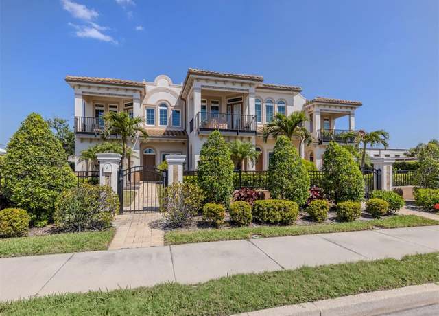 Property at 212 Milan Ave W #1, Venice, FL 34285, 2 beds, 2.5 baths