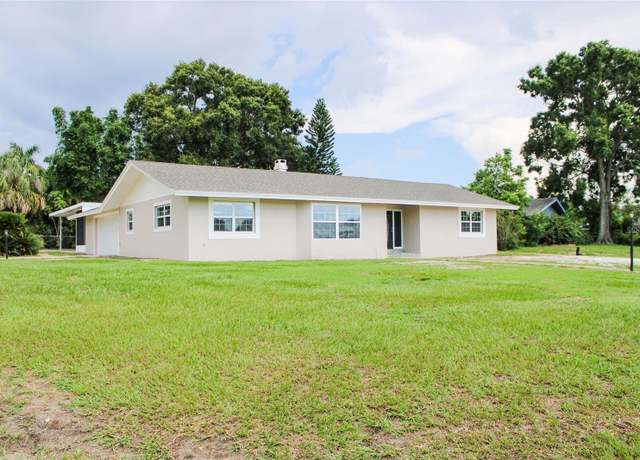 Property at 1476 Avenue F NE, Winter Haven, FL 33881, 5 beds, 2 baths