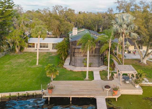 Property at 680 George St S, Tarpon Springs, FL 34688, 3 beds, 5.5 baths