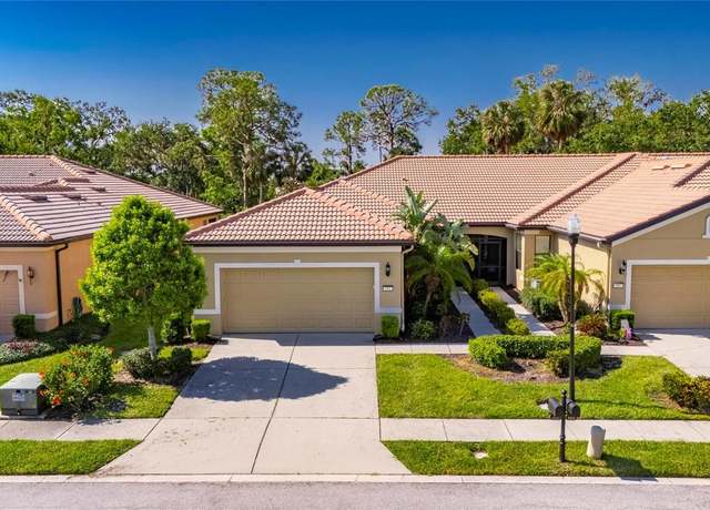 Property at 402 Seneca Falls Dr, Apollo Beach, FL 33572, 2 beds, 2 baths