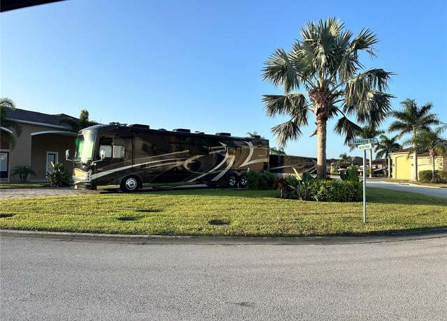 Property at 623 Gordon Rd, Polk City, FL 33868