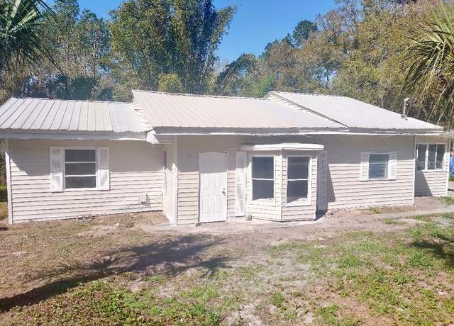 Property at 4700 SE 160th Ct, Ocklawaha, FL 32179, 3 beds, 2 baths
