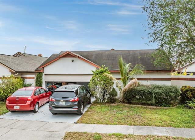 Property at 6931 Silvermill Dr, Tampa, FL 33635, 3 beds, 2 baths