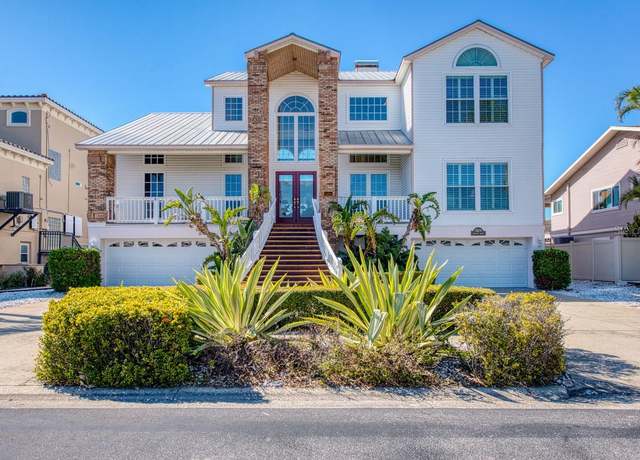 Property at 2829 Seabreeze Dr S, Gulfport, FL 33707, 4 beds, 3 baths
