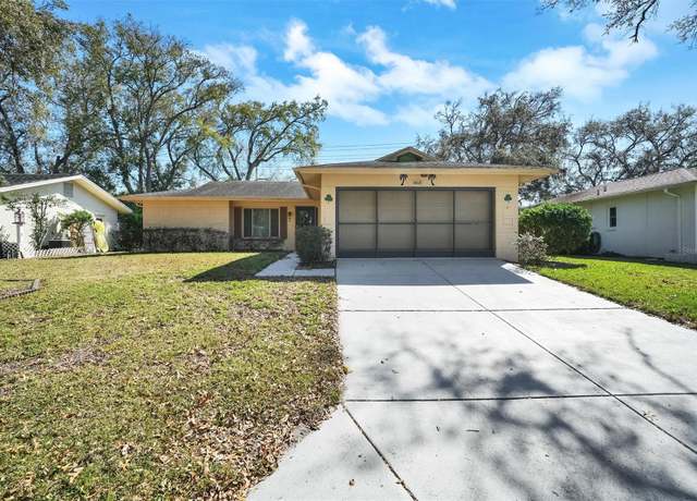 Property at 8420 Winding Wood Dr, Port Richey, FL 34668, 2 beds, 2 baths