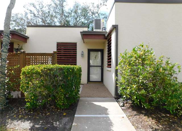Property at 302 Spring Lakes Blvd #302, Bradenton, FL 34210, 3 beds, 2 baths