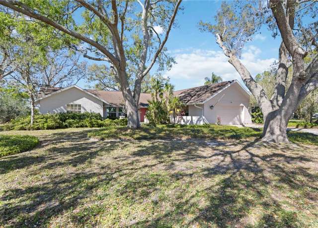 Property at 4965 Marsh Field Rd, Sarasota, FL 34235, 3 beds, 2 baths
