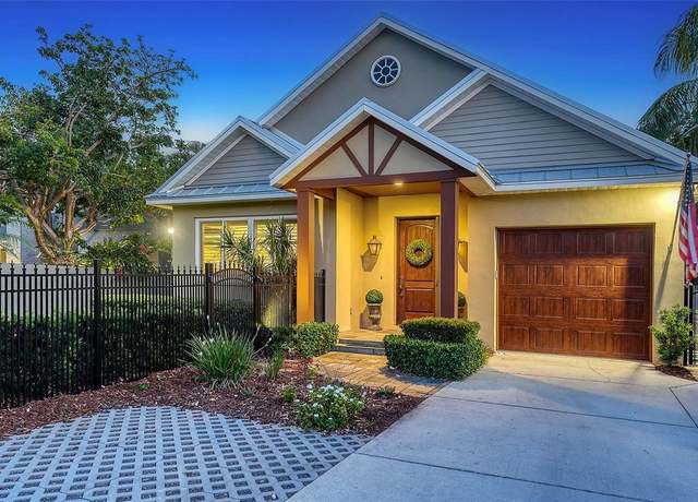 Property at 1934 Bougainvillea St, Sarasota, FL 34239, 3 beds, 2 baths