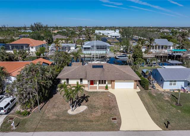 Property at 520 Boardman Dr, Punta Gorda, FL 33950, 3 beds, 2.5 baths