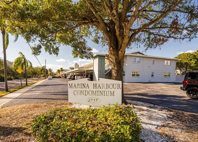 Property at 3717 46th Ave S #6, St Petersburg, FL 33711, 1 bed, 1 bath