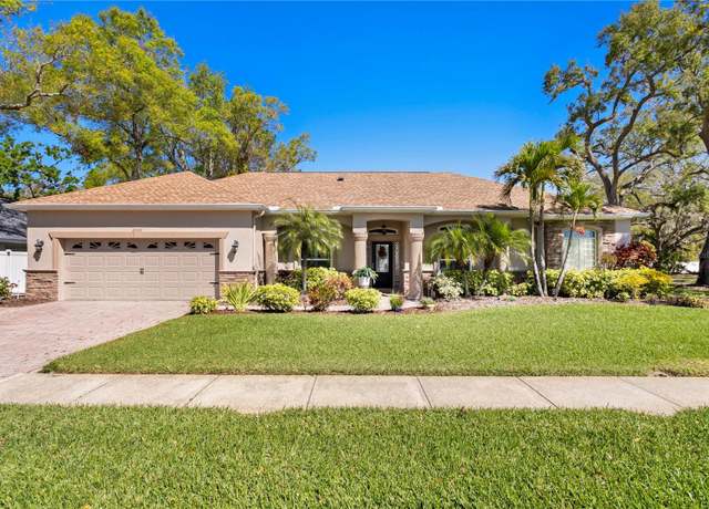 Property at 3003 Magdalene Woods Dr, Tampa, FL 33618, 4 beds, 3 baths