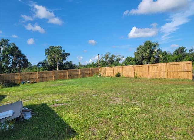 Property at 2508 Goldwyn Dr, Ruskin, FL 33570