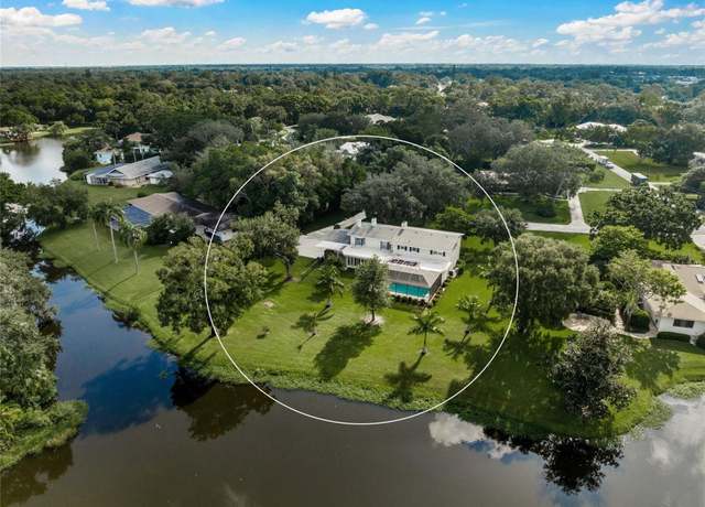 Property at 3556 E Forest Lake Dr, Sarasota, FL 34232, 5 beds, 3.5 baths