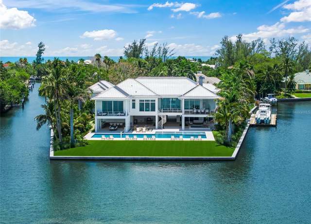 Property at 612 Juan Anasco Dr, Longboat Key, FL 34228, 6 beds, 8 baths