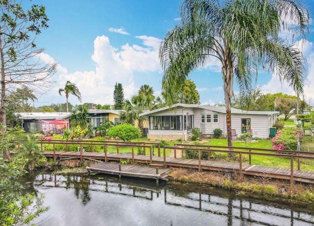 Property at 3211 Myakka River Rd, Tavares, FL 32778, 2 beds, 2 baths