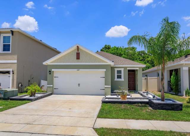 Property at 1287 Berry Ln, Davenport, FL 33837, 3 beds, 2 baths